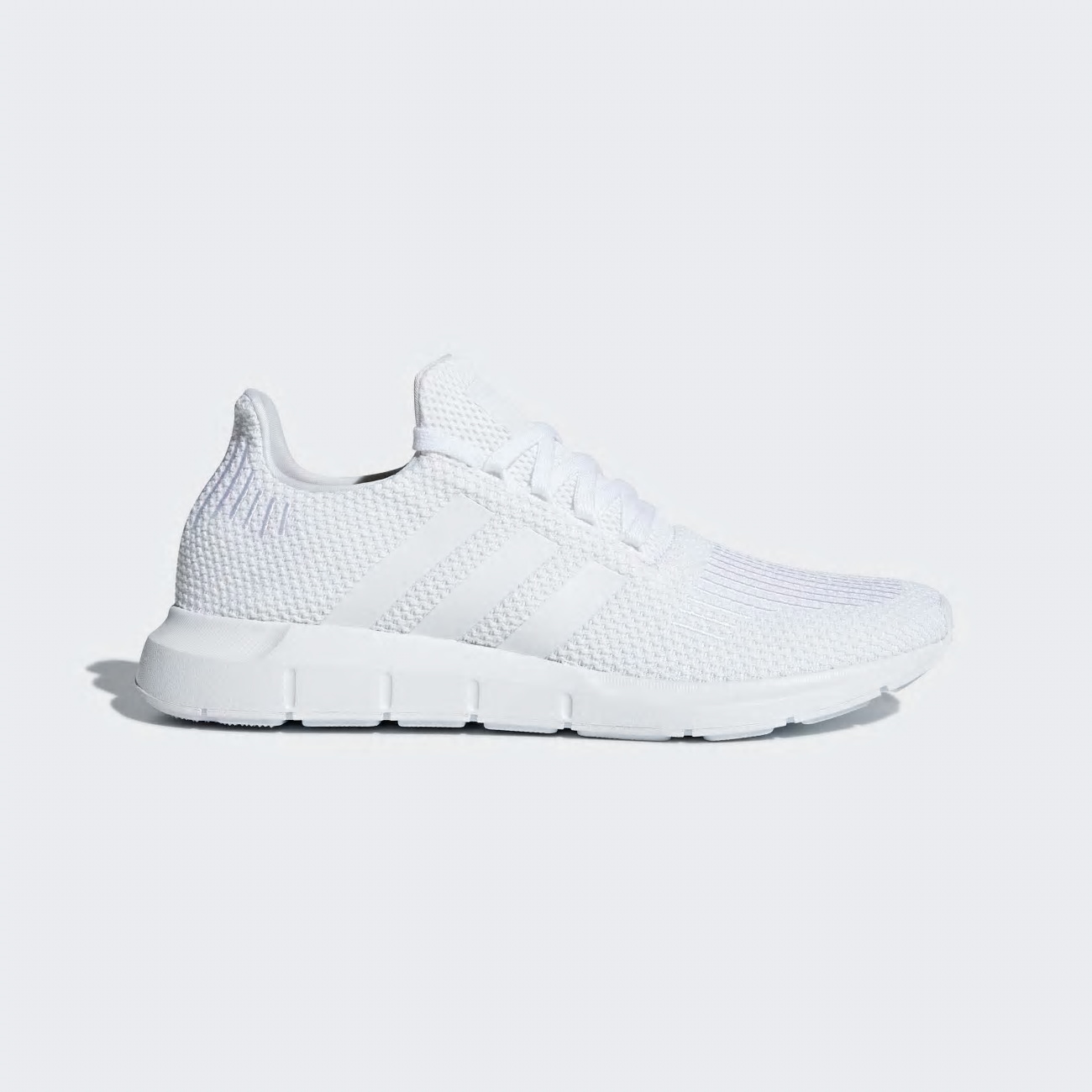 Adidas Swift Run Női Utcai Cipő - Fehér [D14023]